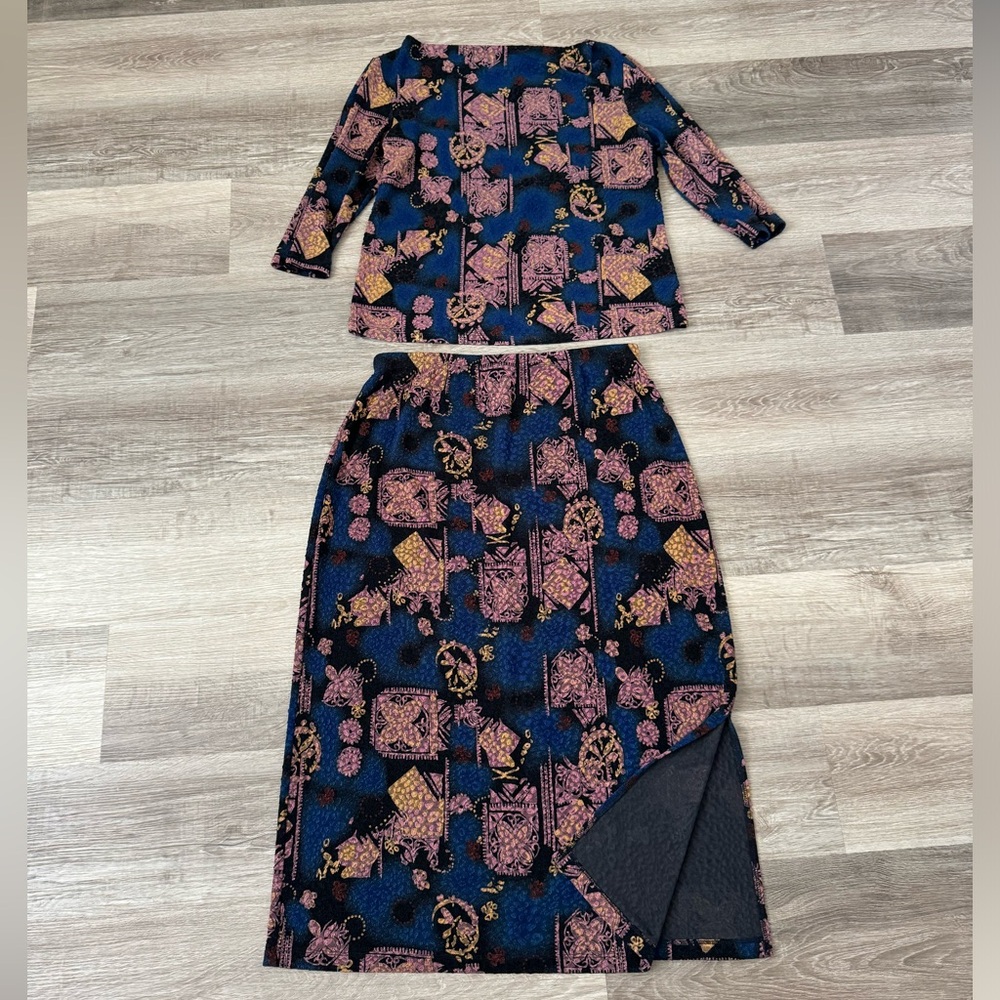 West End 2-piece skirt and top set XL